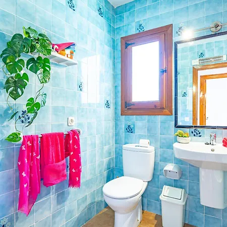 Tere - Plusholidays Villa Calpe