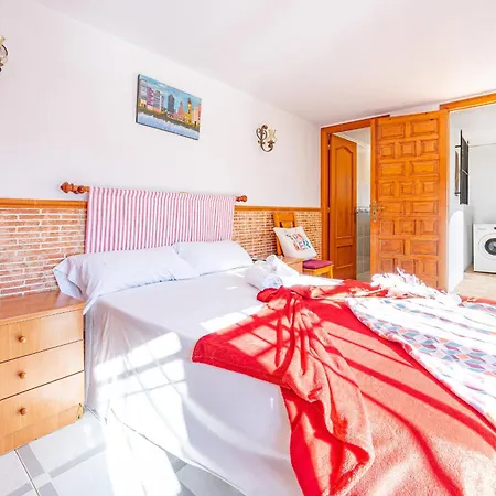 Tere - Plusholidays Villa