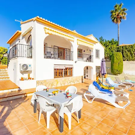 Tere - Plusholidays Villa Calp