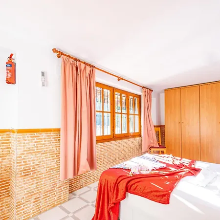 Tere - Plusholidays Villa *