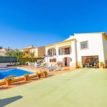 Tere - Plusholidays Villa *