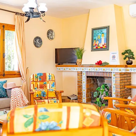 Tere - Plusholidays * Calp