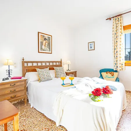 Tere - Plusholidays Villa *