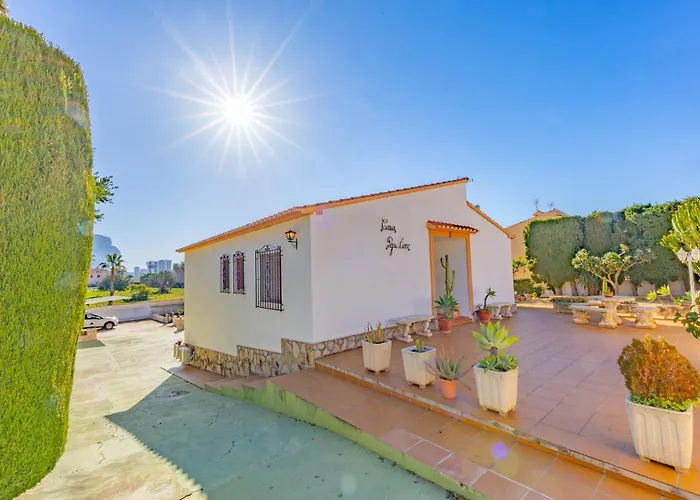 Tere - Plusholidays * Calp