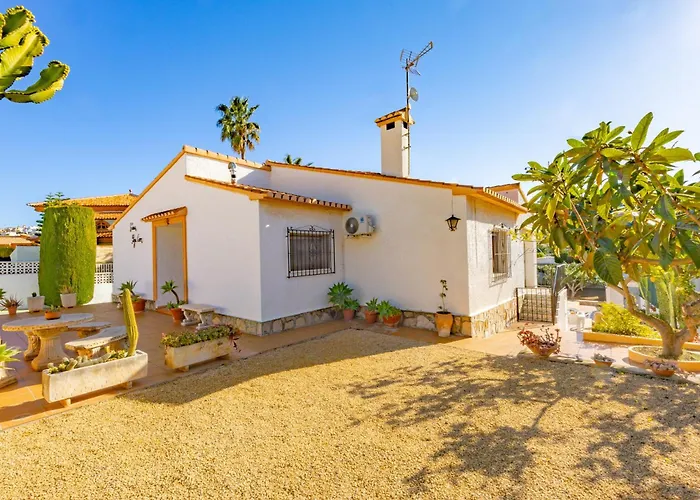 Tere - Plusholidays Villa