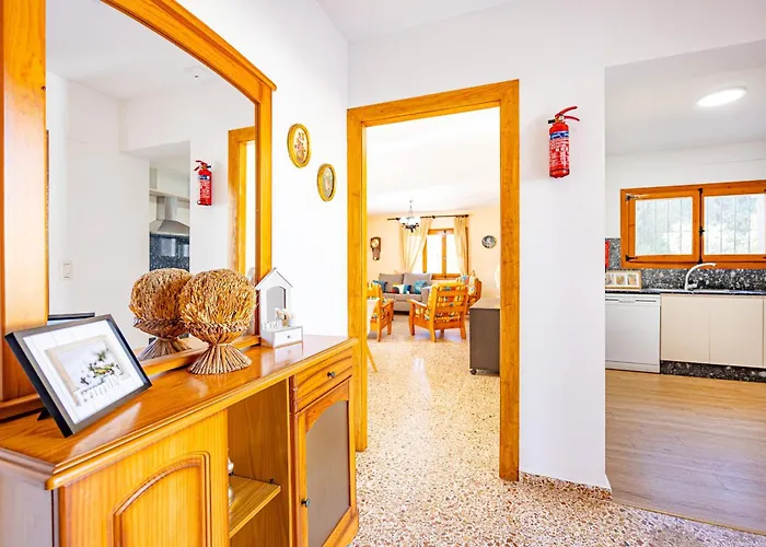 Tere - Plusholidays Calp