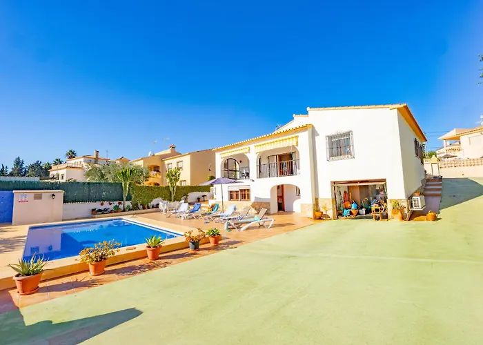 Tere - Plusholidays Villa *